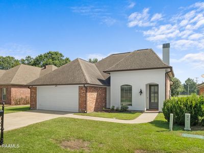 104 Clover Leaf Dr