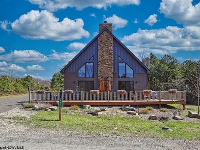 442 Grosbeak Dr