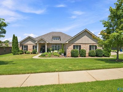 12 Nutcracker Ln SW