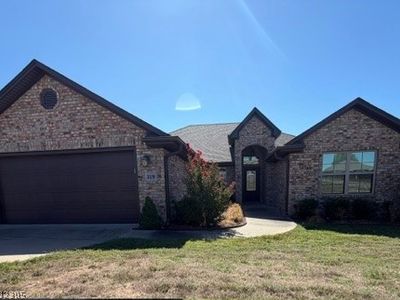 319 Copsey Dr
