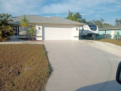 770 Hobart Rd
