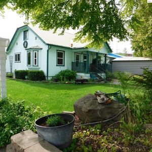 81 Cedar St