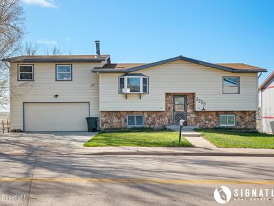 3203 Foothills Blvd