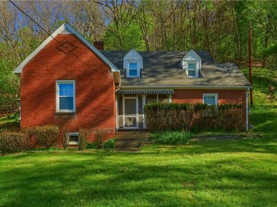 687 Valley Rd