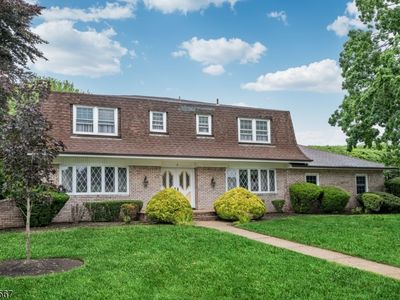 Property at 7 Glendale Ln, Fairfield, NJ