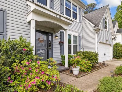 4135 Bishops Pl