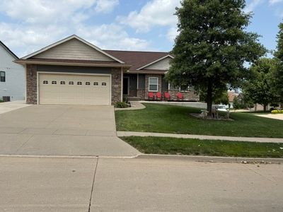 2462 E Highview Dr