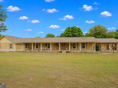 Property at 615 Fischer Rd, Newnan, GA