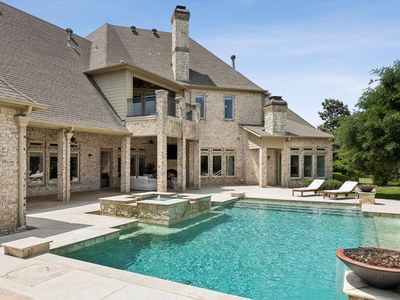 1701 Live Oak Ln
