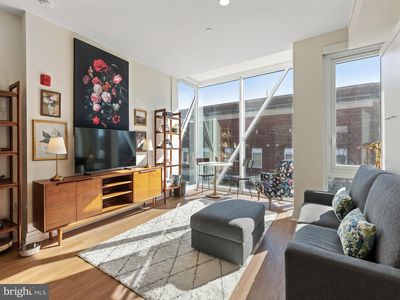 923 V St NW #204
