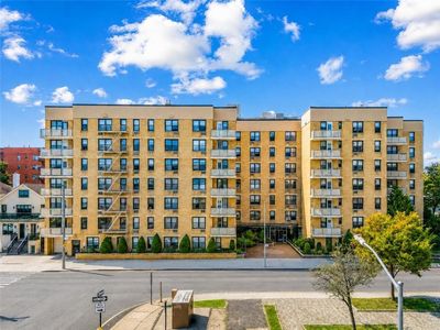 200 Corbin Pl APT 5W
