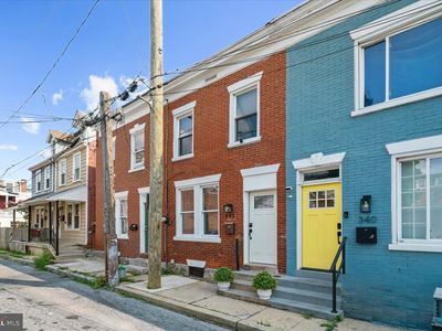 342 Hand Ave