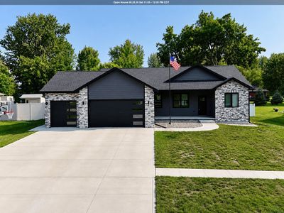 1306 Elm St