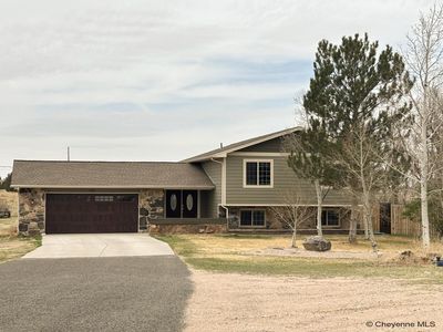 6912 Ridge Rd