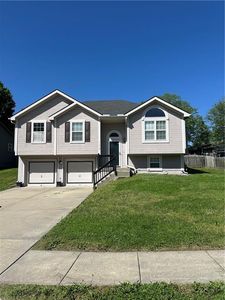 11318 N Booth Ave