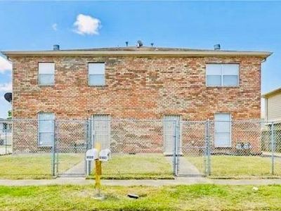 6900-02 Salem Dr