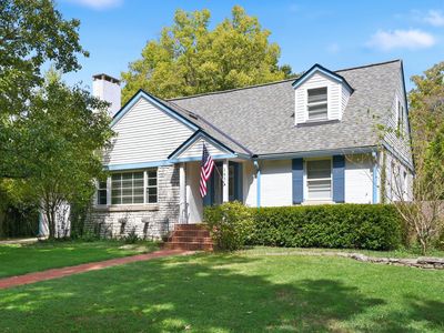165 Cherokee Park