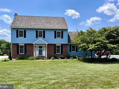3 Country Manor Ln
