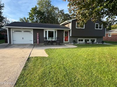 1768 Elmwood Dr