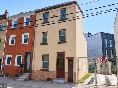 124 W Wildey St
