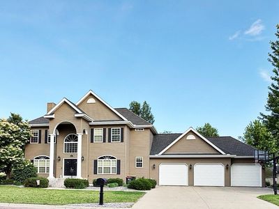 Property at 504 Northwood Dr, Redwood Falls, MN