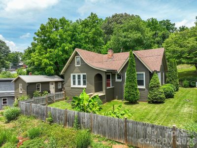 Property at 385 Pisgah Dr, Canton, NC