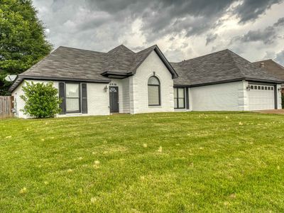8936 Rowley Cv