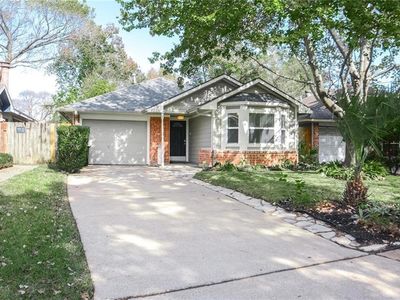 9226 Goodmeadow Dr