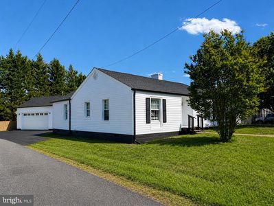 909 Hendrick St