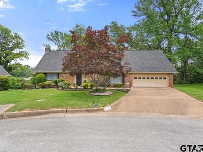 2110 Macbeth Ct