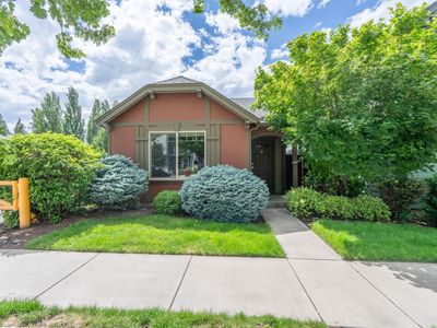 417 NW 27th St