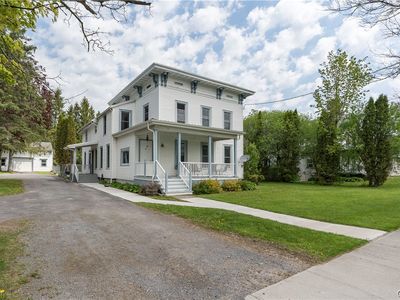 21 Antwerp St