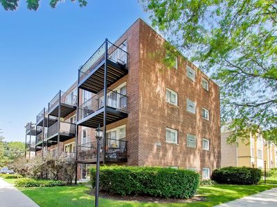 2622 W Catalpa Ave #8