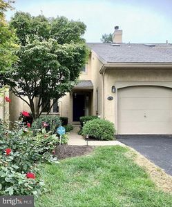 373 Linden Dr #37-3