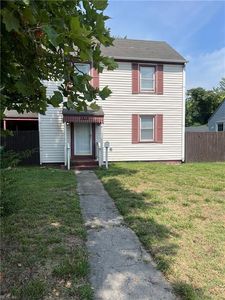 1512 Rolfe Pl