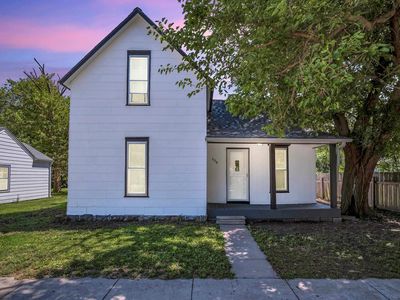 209 E Amos St