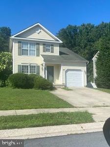 1105 E Viking Ct
