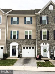 1244 Elderslie Ln #99