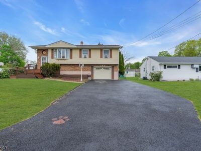 106 Louis Ln