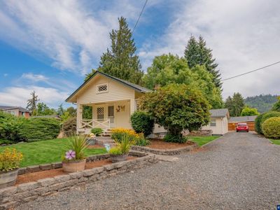 1925 River Rd