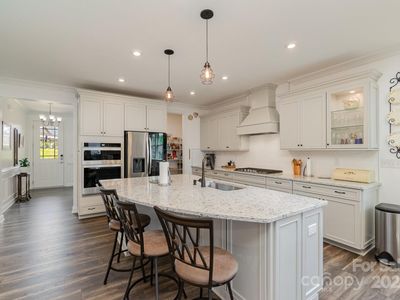 5011 Valor Ln