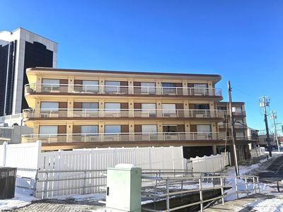 108 S Montpelier Ave APT 201