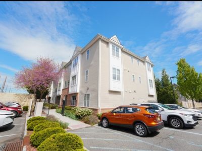 435 Van Houten Ave #104