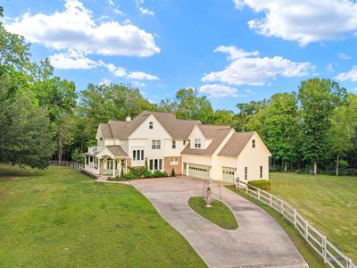 1079 Hillsboro Cir