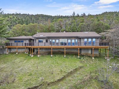 465 Strawberry Hill Ln