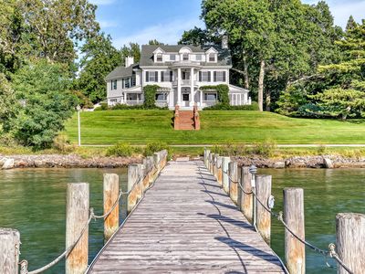 6 Harbor Ln
