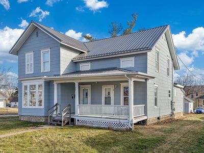 Property at 832 East St, Grinnell, IA