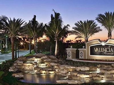 10767 Carmelcove Cir