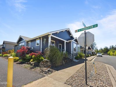 724 SE 44th St