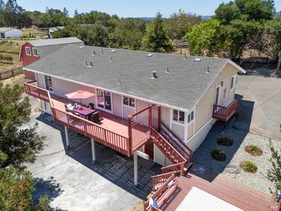 1111 Hardman Ave